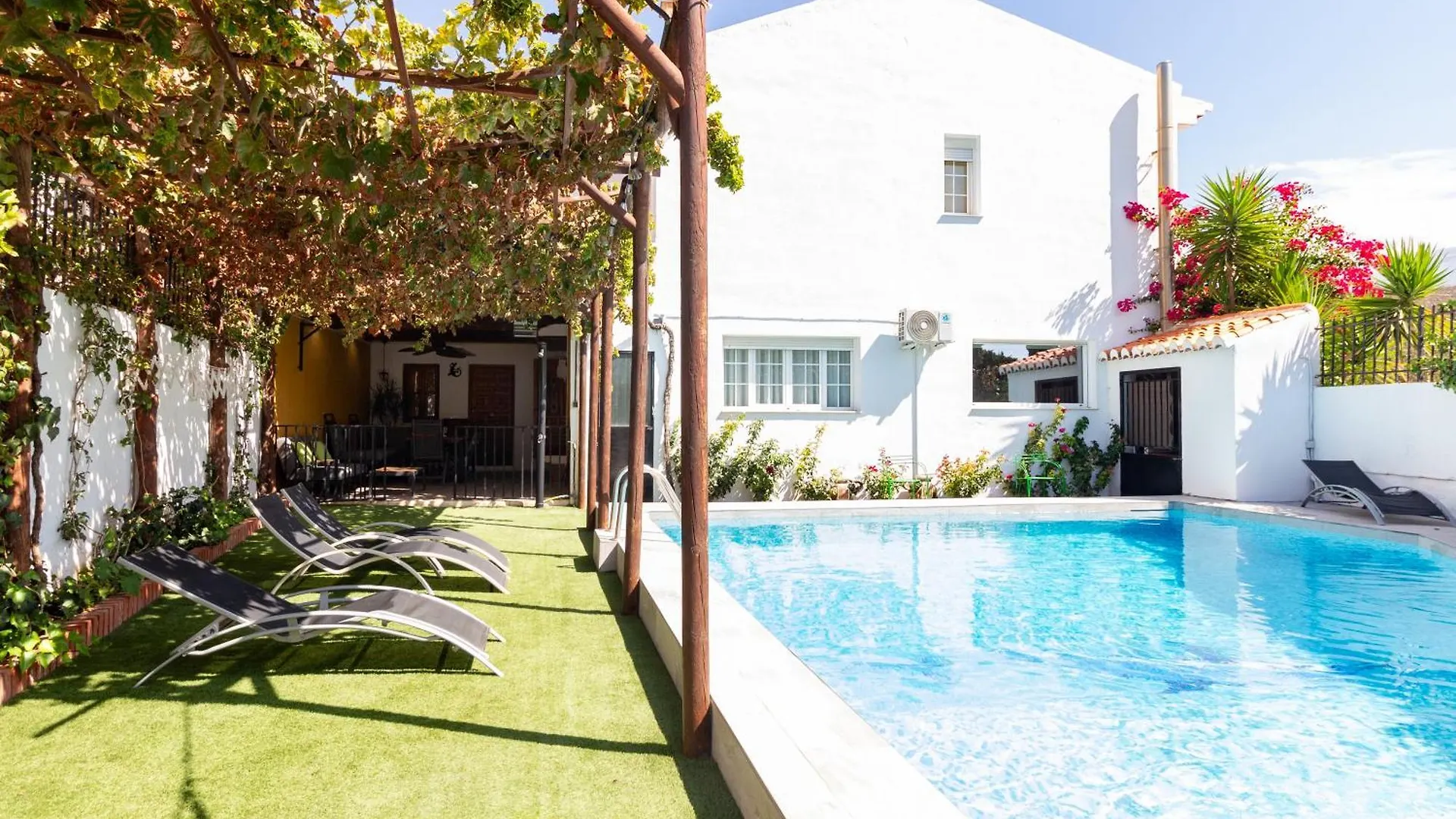 Casa Samia Villa Conchar